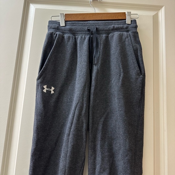 Under Armour Pants - Under Armour small jogging pants